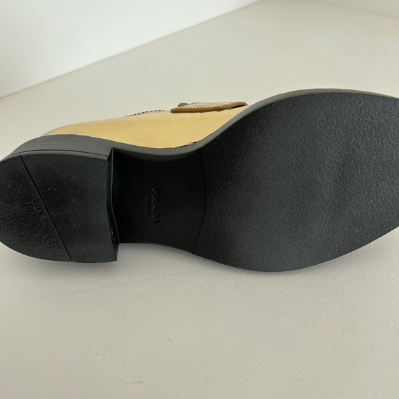 NWT Prada Gold Loafers - Picture 4 of 10